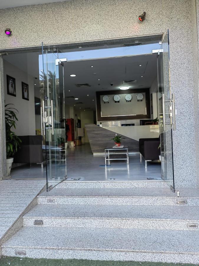 Hotel Tangier Tower Al Manamah Esterno foto