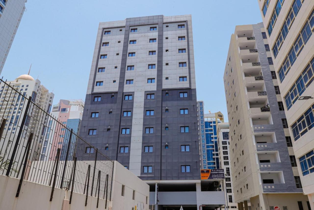 Hotel Tangier Tower Al Manamah Esterno foto